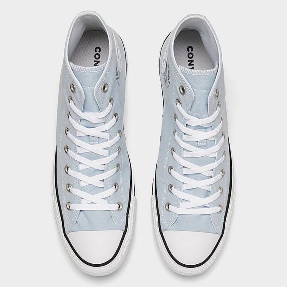 Converse Chuck Taylor All Star Sneaker Men’s 11 / Women’s 13 Shipping Included